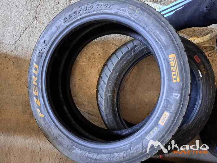 2 pneus Rkw7 A en 17 – photo 2 sur 3
