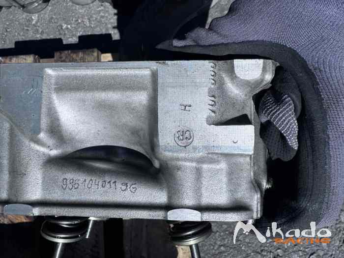 Culasse Porsche 996 Cup. – photo 4 sur 6