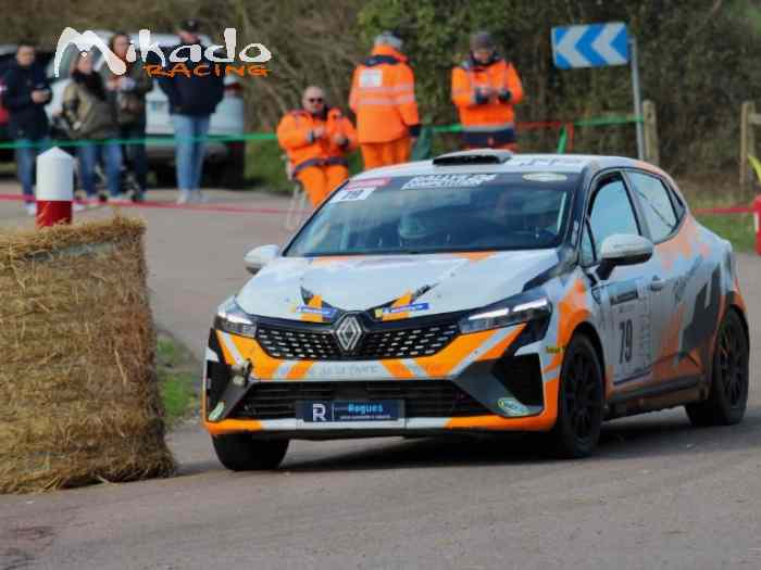 location clio rally 5 - rallye des vins de chinon 2026 – photo 2 sur 3