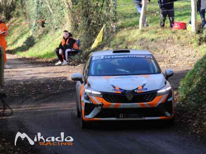 location clio rally 5 - rallye de sauveterre 2026 – photo 2 sur 3