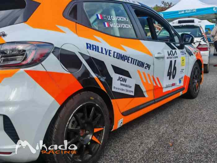 location clio rally 5 – photo 3 sur 3