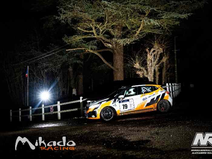 Location clio rally5 – photo 3 sur 3