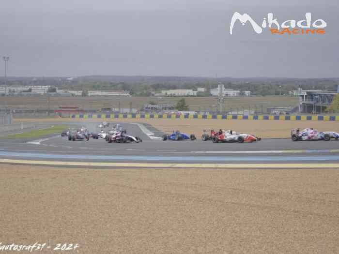 (Vendu) Formule Renault FR2000 Tatuus 2009 – photo 5 sur 6