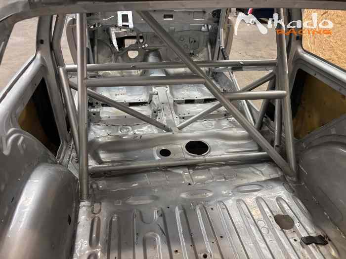 Caisse clio gr a evolution kit car F2000 – photo 4 sur 5