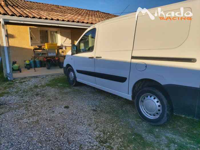 Citroën Jumpy 2 L hdi 120 – photo 2 sur 4