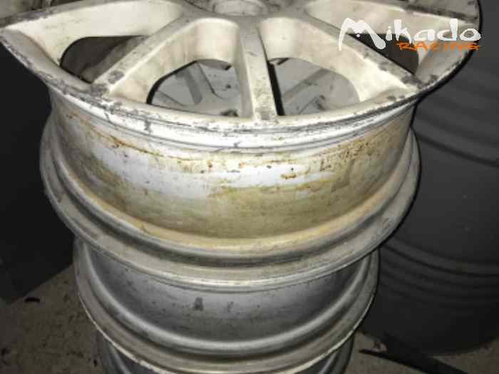 Jantes 18 pouces entraxe Renault – photo 2 sur 4