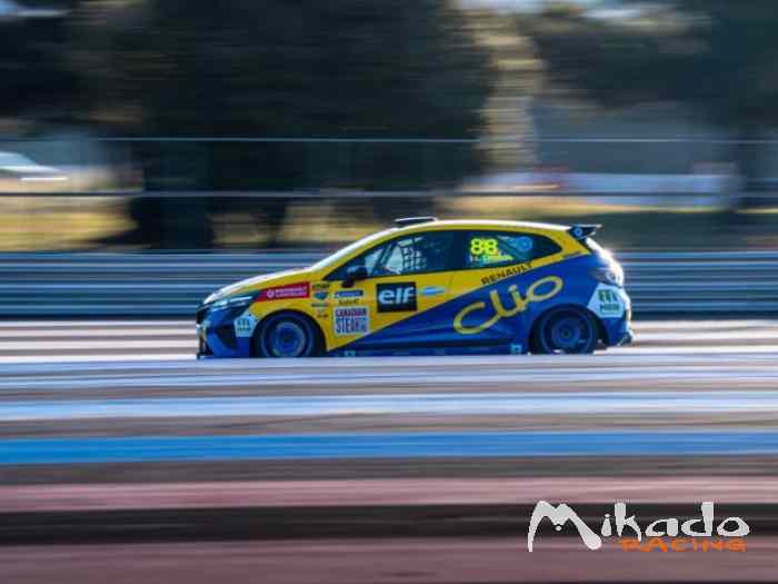 CLIO V CUP LOCATION CHAMPIONNAT EUROPE / ESPAGNE / BOHEMIA – photo 2 sur 6