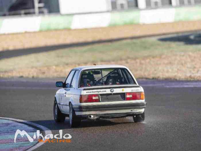 BMW 318I (trackday) – photo 2 sur 5