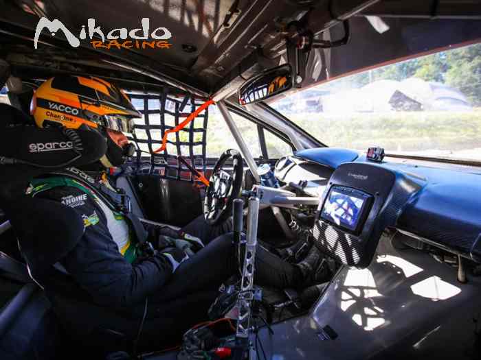 Renault CLIO RX SUPERCAR – photo 4 sur 6
