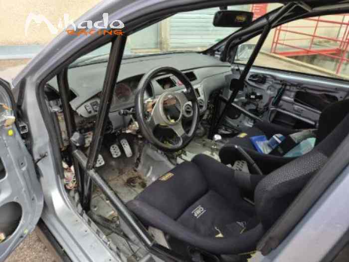 MITSUBISHI LANCER EVO VIII – photo 5 sur 6