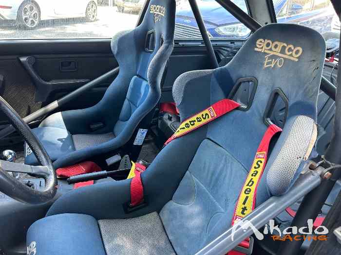 BMW E30 2,7 piste – photo 3 sur 6