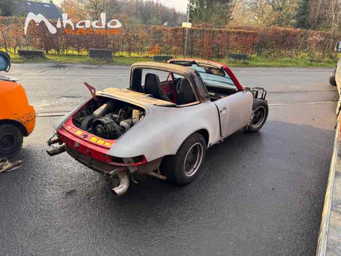 Porsche 911 Targa 3.0 (1976) – Projet sans moteur – photo 2 sur 6