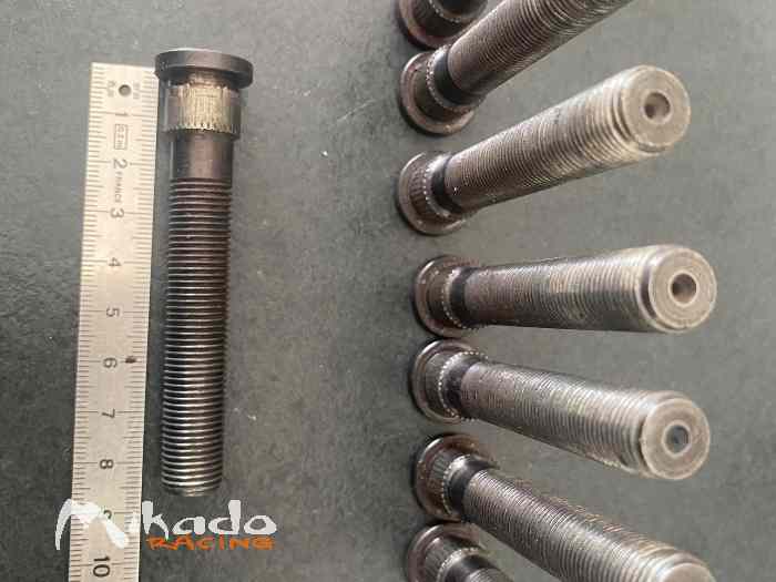 8 goujons de roue pour pivot 306/106 maxi – photo 3 sur 3