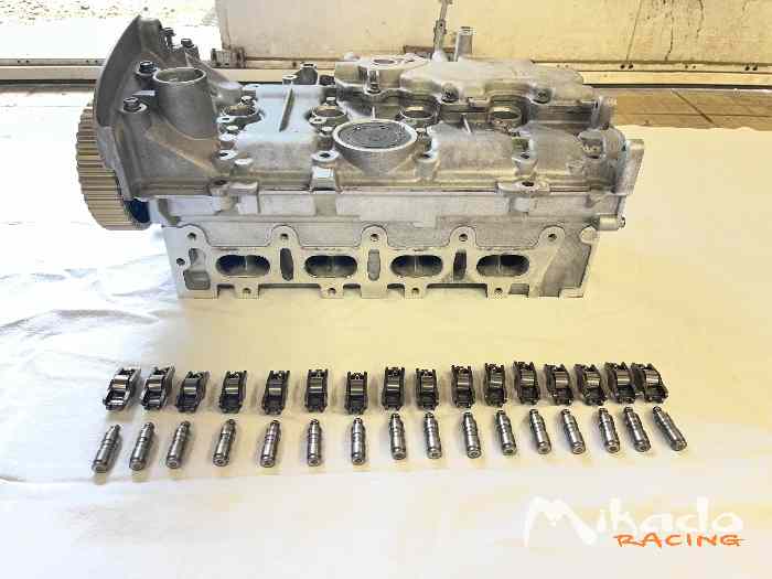 Culasse moteur K4M – photo 3 sur 4