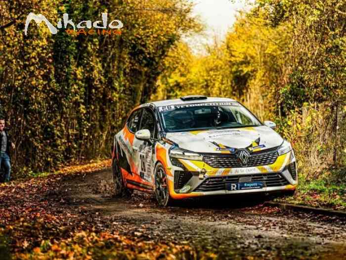 Louez notre Clio Rally5 pour la saison 2026 – Prête à Performer – photo 3 sur 3