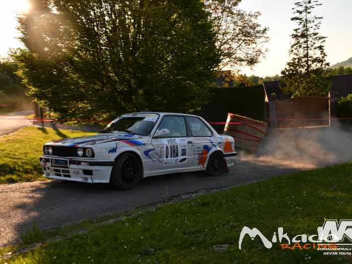 E30 325i VHC passeport classic – photo 2 sur 6