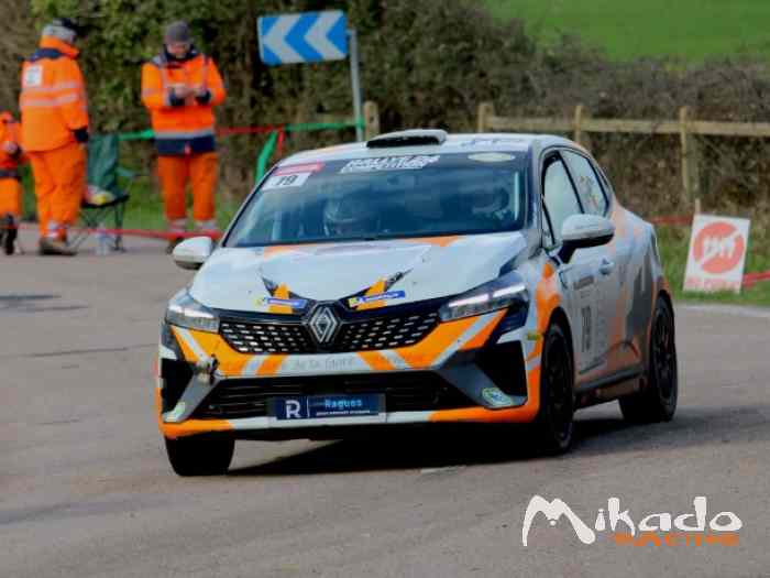 location clio rally 5 - rallye des vins de chinon 2026 – photo 3 sur 3