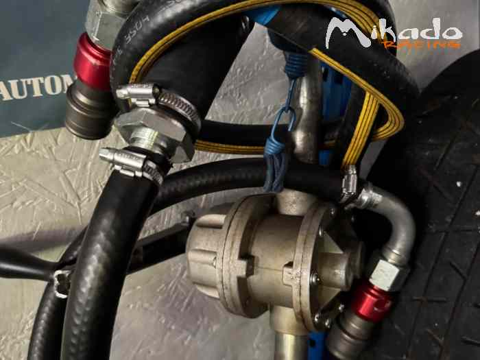Pompe avec véritable raccord staubli – photo 2 sur 3