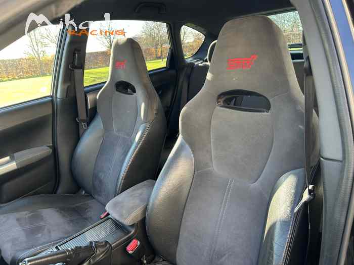 SUBARU IMPREZA – photo 5 sur 6