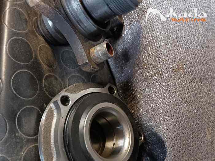 Kit 30 jantes et moyeux, bol et disques sur roulements écrous centrale 15 et 16 pouces – photo 3 sur 5