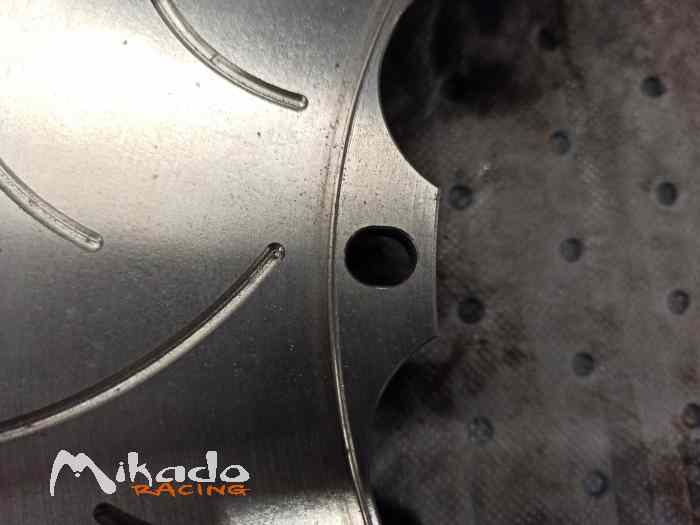 Disques de freins brembo diamètre 350 x 28 Porsche – photo 2 sur 5