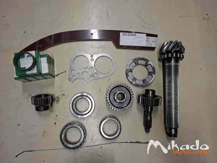Lot de pièces PORSCHE 997 GT3-R – photo 4 sur 4