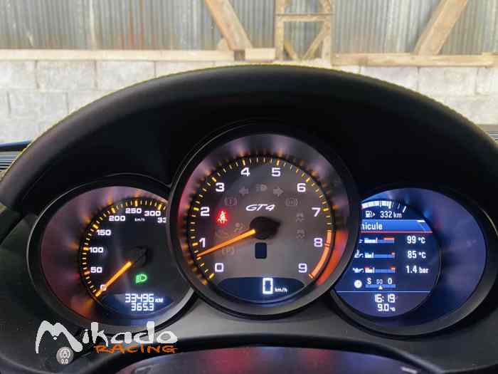 CAYMAN 981 CS GT4 01/2016 - 39000kms – photo 4 sur 10