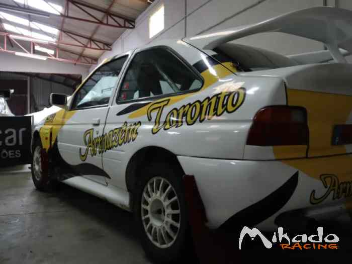 Ford Escort 2.0i RS Cosworth – photo 5 sur 5
