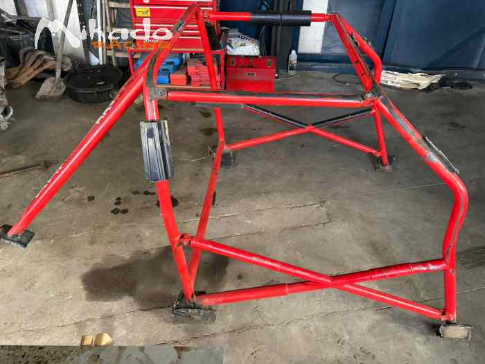 Arceau FFSA BMW E30 POUR F2000 OU AUTRES – photo 4 sur 5