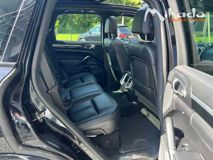 Porsche CAYENNE Platinum Edition 3.0 V6 262CH / Bose - CarPlay - Pack Chrono - Toit ouvrant - Sièges chauffants électriques avant / Garantie 12 mois / Entretien à jour – photo 6 sur 6