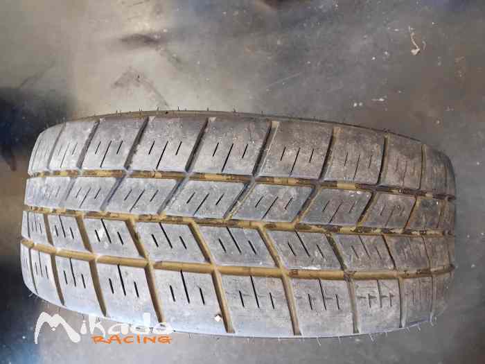 PNEUS Hankook Maxi Pluie W52 – photo 2 sur 3