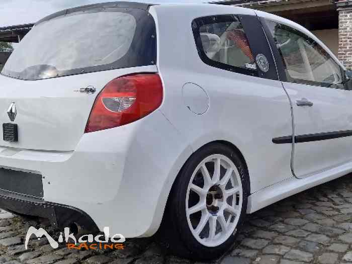 Renault Clio 3 X85 Cup – photo 2 sur 5