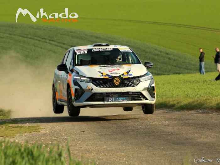 Louez notre Clio Rally5 pour le rallye des boucles de seine 2026 – photo 3 sur 3