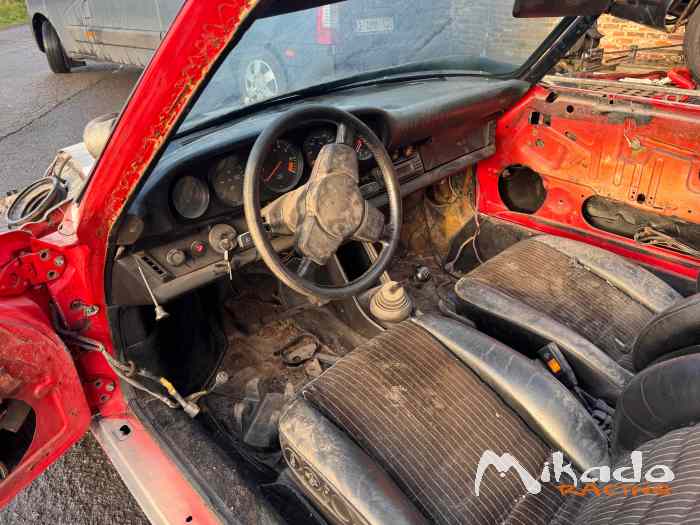 Porsche 911 Targa 3.0 (1976) – Projet sans moteur – photo 4 sur 6