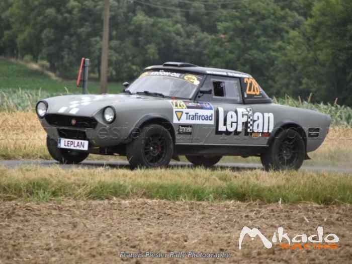 FIAT 124 SPIDER ABARTH 2.0 – photo 2 sur 6
