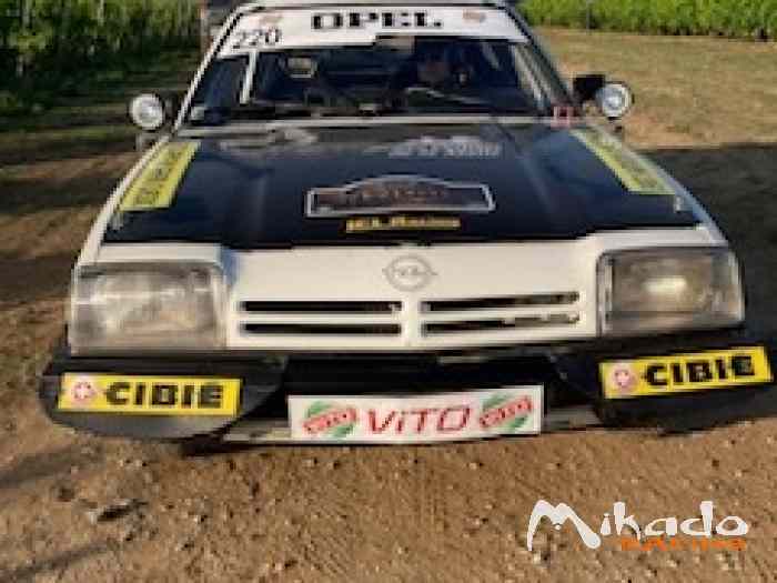 Opel Manta terre – photo 4 sur 5