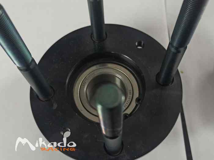 Moyeux ar. Gros roulement clio gr.A – photo 4 sur 5