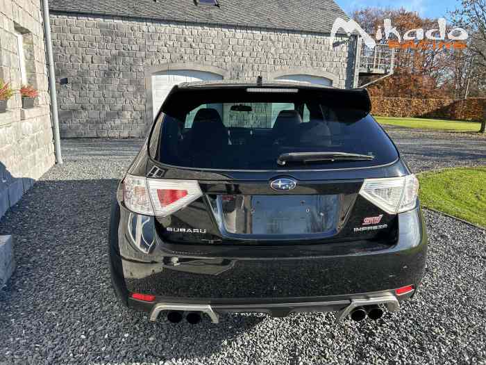 SUBARU IMPREZA – photo 3 sur 6