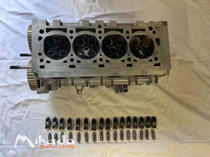 Culasse moteur K4M – photo 2 sur 4