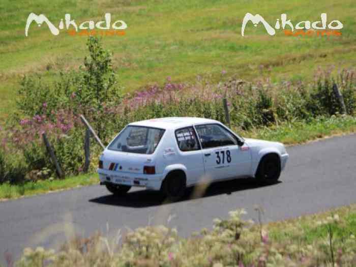 205 rallye groupe A – photo 3 sur 5