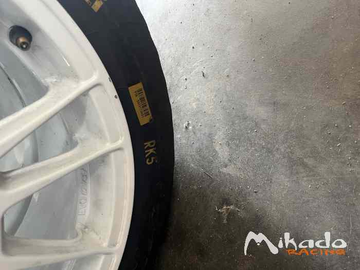 pneus pirelli 15' – photo 4 sur 6