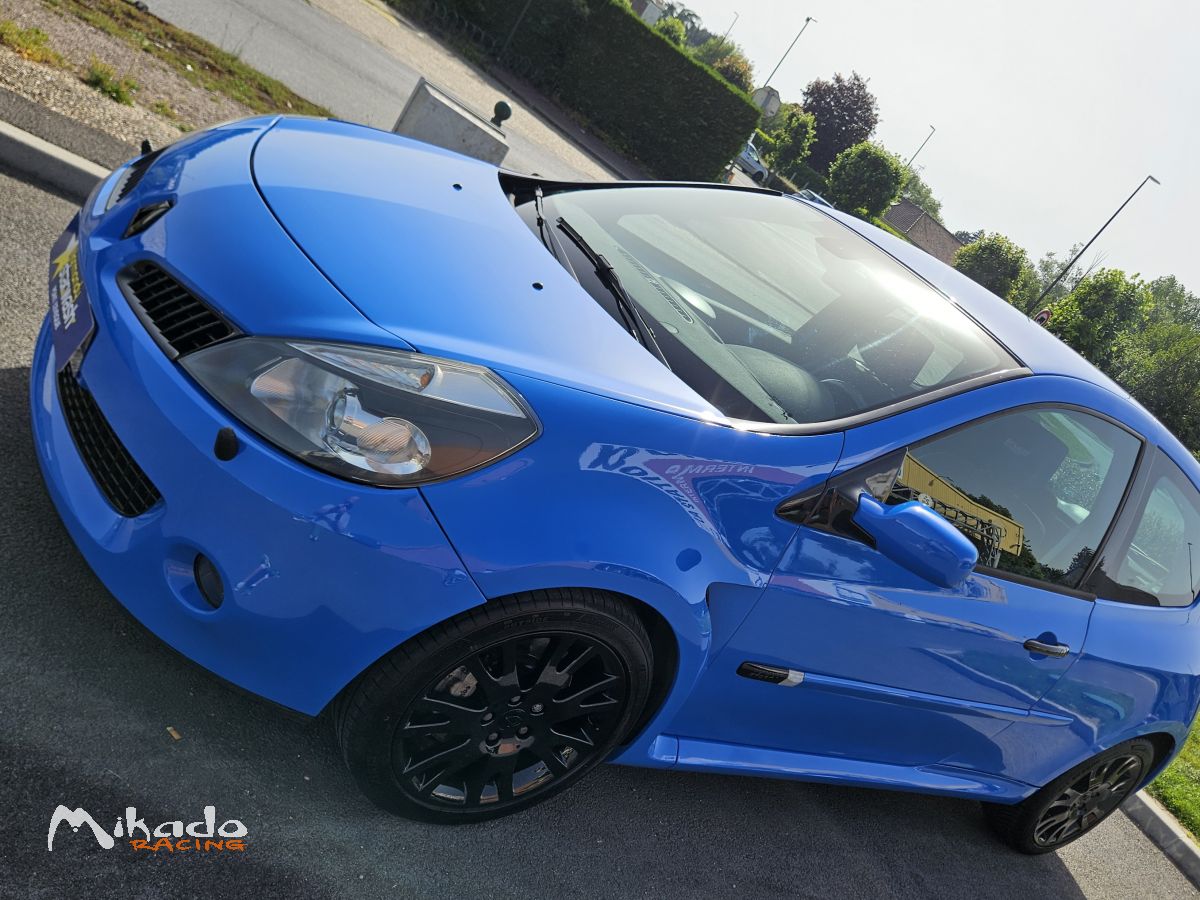 Clio RS – photo 1 sur 5