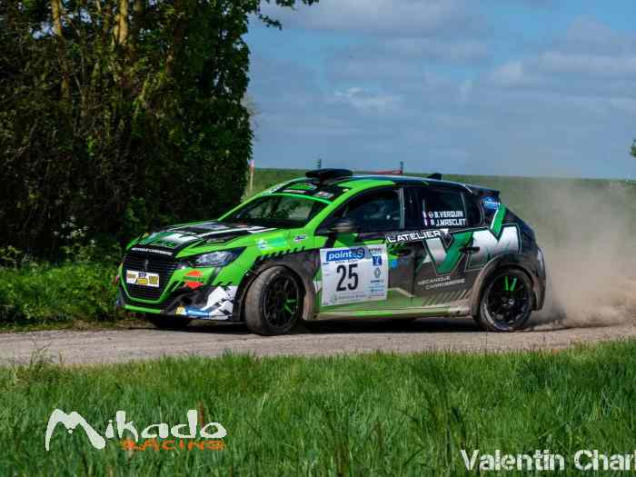 208 Rally4 ( vendu ) – photo 2 sur 4