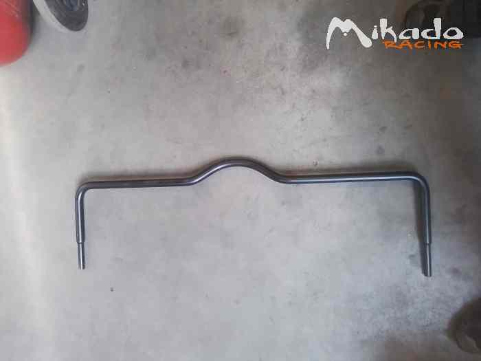 Barre stabilisatrice arriére MOTORSPORT BMW 635 M6 – photo 2 sur 3