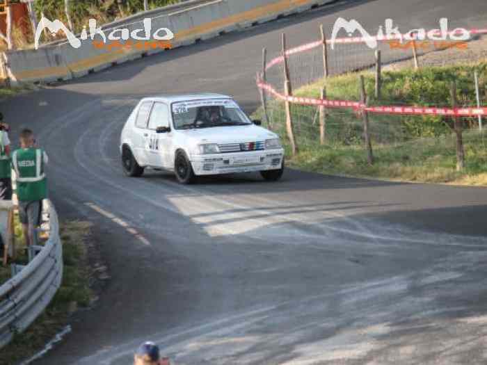 205 rallye groupe A – photo 2 sur 5