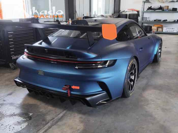 Porsche 992 gt3 cup révisée – photo 3 sur 3