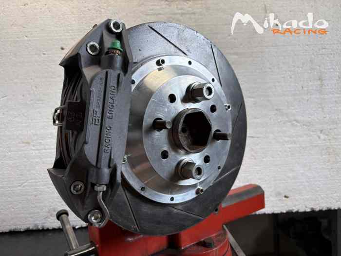Kit Frein Sierra COSWORTH GRA VHC 2RM AP RACING 315X28 NEUF – photo 4 sur 5