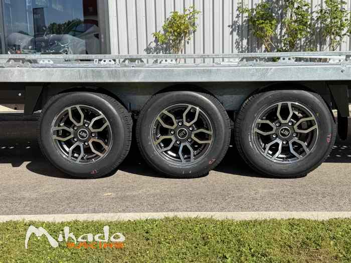 REMORQUE BRIAN JAMES T-TRANSPORTER T6 550 cm x 210 cm 3T5 / 3 ESSIEUX / PTAC 3500 kg / PORTE VOITURE BASCULANT / LIVRAISON PARTOUT EN FRANCE – photo 5 sur 6