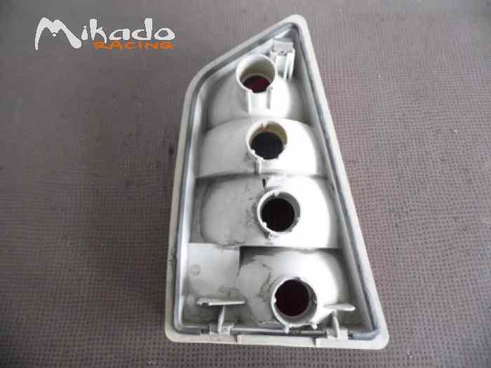CABOCHON FEU ARRIERE DROIT CITROËN CX – photo 6 sur 6