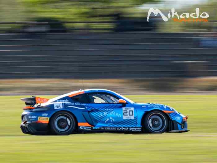 2024 Porsche 718 GT4 RS CS – photo 3 sur 6